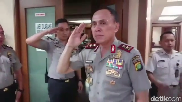 Kisah di Balik Video Irjen Iriawan Menangis Pamitan ke Spripim 