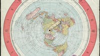 Dimulai pada 2004 oleh Daniel Shenton, digoreng lewat situs internet, dimainkan dengan rajin di media sosial dalam berbagai platform. Flat Earth Theory meraih popularitas dengan adanya YouTube.