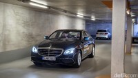 Mulai tahun 2018 mendatang, pengunjung yang datang ke Museum Mercedes-Benz di Stuttgart bakal merasakan sensasi mobil tanpa sopir ini. Foto: Mercedes-Benz/Bosch