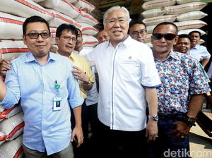 Soal Kisruh Harga Beras, Mendag Kunjungi Cipinang