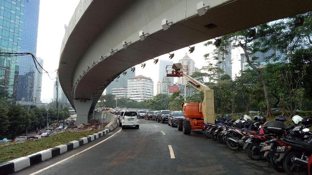 Rencananya open traffic dilakukan pada sore hari dan dibuka oleh menteri, gubernur hingga pejabat.
