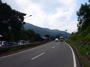 Pembangunan Jalan Lintas Selatan Pulau Jawa Dikebut