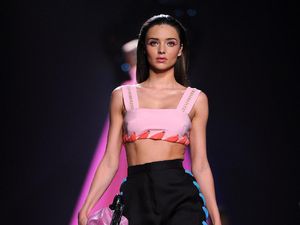 Foto: Saat Para Model Berpendapatan Tertinggi Dunia Beraksi di Catwalk