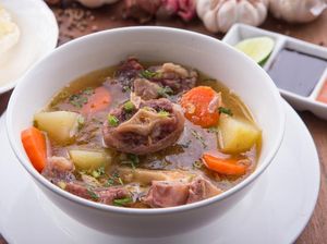 7 Sop Buntut Enak dan Legendaris di Jakarta Buat Hangatkan Badan