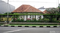Belum diketahui secara pasti siapa pemilik rumah yang ditaksir seharga Rp 27 miliar itu. (Istimewa).