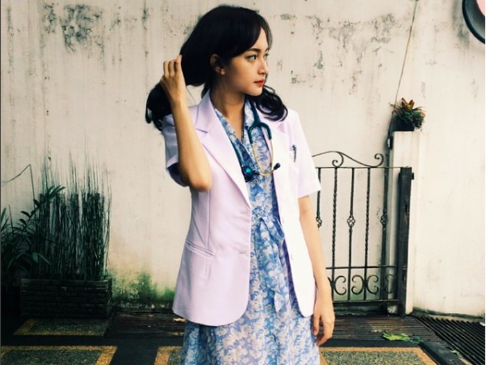 Calon dokter cantik, Indah Kusumaningrum juga pernah mengalami bullying. Foto: (Foto: Instagram @indahkus_) Calon dokter cantik, Indah Kusumaningrum juga pernah mengalami bullying. Foto: (Foto: Instagram @indahkus_)