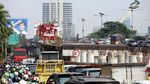Ngeriiii! Macet Akibat Proyek Flyover Pancoran