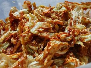 Benarkah Kol Goreng Bikin Kanker? Kata Ahli Gizi Sih Begini