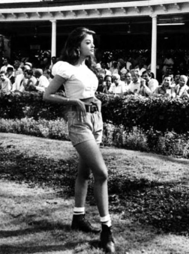 Kini berusia 43 tahun, seperti inilah penampilan aktris Aishwarya Rai saat berusia muda.Foto: Istimewa