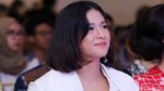 Lovely! Tatapan Penuh Cinta Dian Sastrowardoyo