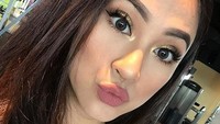 Tyna rupanya juga masih bersaudara ipar dengan Giring Nidji. Dok. Instagram/tynakannamirdad