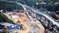 Untuk rincian masing-masing stasiun layang MRT Jakarta yang pembangunannya sudah mencapai 62,42%, antara lain Depo Lebak Bulus 55,05%, Stasiun Fatmawati, Cipete Raya 69,42%, dan Stasiun Haji Nawi-Blok A-Blok M-Sisingamangaraja 66,26%.
