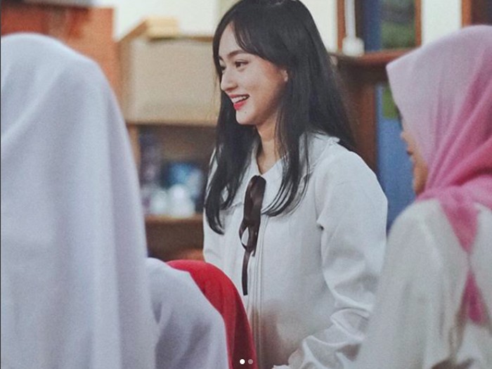 Dokter cantik, Indah Kusumaningrum mengaku makannya sebakul. Foto: (Foto: Instagram @indahkus_) Dokter cantik, Indah Kusumaningrum mengaku makannya sebakul. Foto: (Foto: Instagram @indahkus_)
