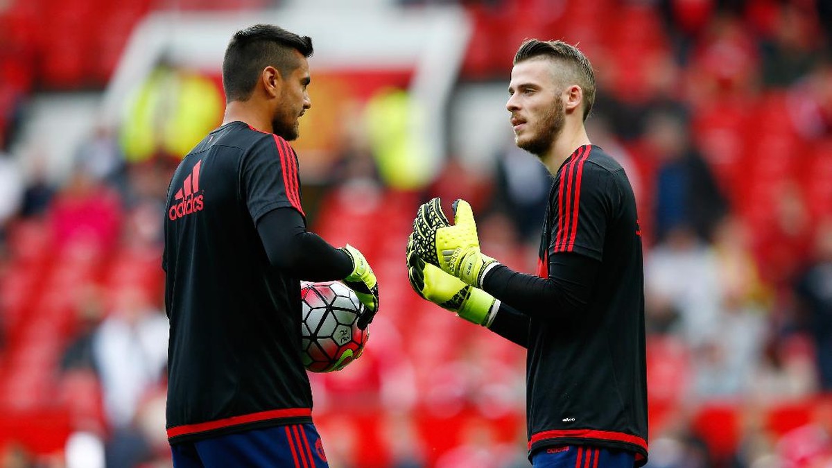 Sergio Romero dan David de Gea (Shaun Botterill/Getty Images)