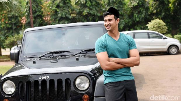 Margin Wieheerm, Pacar Baru Ali Syakieb yang Mirip Dewi Perssik