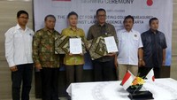 Kerjasama tersebut dikukuhkan melalui penandatanganan Record of Discussion (RoD) The Project for Promoting Countermeasures Against Land Subsidence in Jakarta, Jumat (28/7). Pool/dok. PUPR.