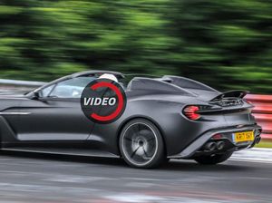 Mobil Balap Jalanan Aston Martin Vanquish Zagato Mulai Tampil