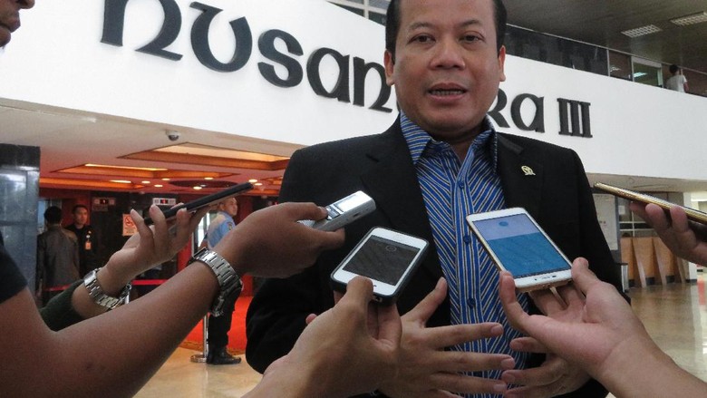 Pimpinan DPR Puji Jokowi yang akan Hadiri Sidang OKI Bahas Yerusalem Pimpinan DPR Puji Jokowi yang akan Hadiri Sidang OKI Bahas Yerusalem