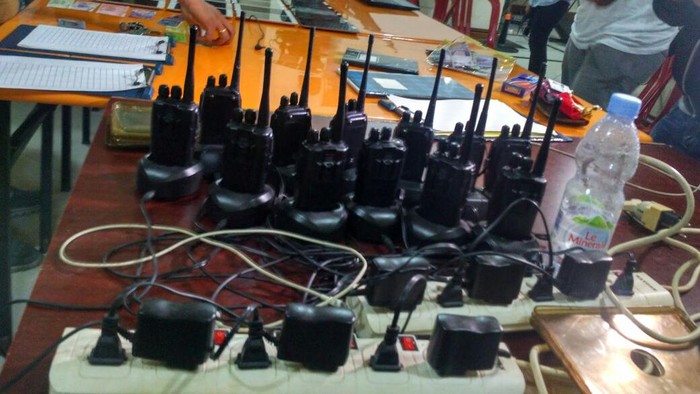 Barbuk Penggerebekan WN China di Pondok Indah: Puluhan Tablet dan HT