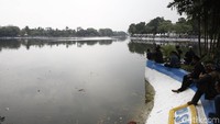 Bagi pengunjung yang hobi memancing pihak panita menyediakan lomba memancing di kawasan Setu.