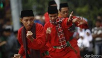 Ajang silaturahmi warga Betawi di acara bertajuk Lebaran Betawi 2017 sukses digelar di Perkampungan Budaya Betawi Setu Babakan di Srengseng Sawah, Jagakarsa, Jakarta Selatan, Sabtu (29/7/2017).