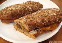 Enaknya Bersantai Menikmati Sandwich Spesial di 5 Kafe Ini