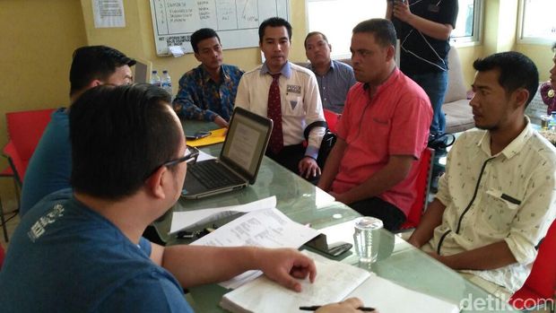 Oknum jaksa yang diduga aniaya anggota Satpol PP.