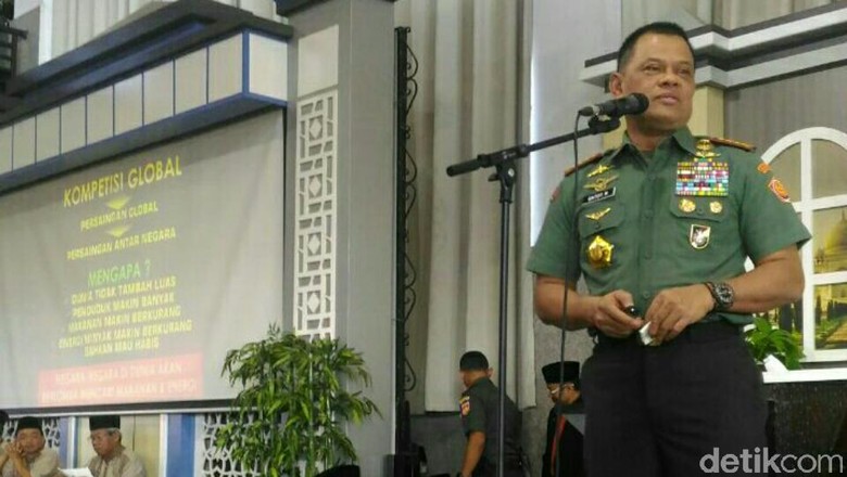 Panglima TNI Menyayangkan Gambar Bendera RI Terbalik di Malaysia Panglima TNI Menyayangkan Gambar Bendera RI Terbalik di Malaysia