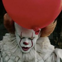 Aku dan tim sengaja memisahkan diri dari anak-anak itu bahkan sejak syuting belum dimulai di lokasi. Mereka hanya bertemu denganku ketika pengambilan gambar dilakukan, ujar Skarsgard. Foto: Dok. Getty Images