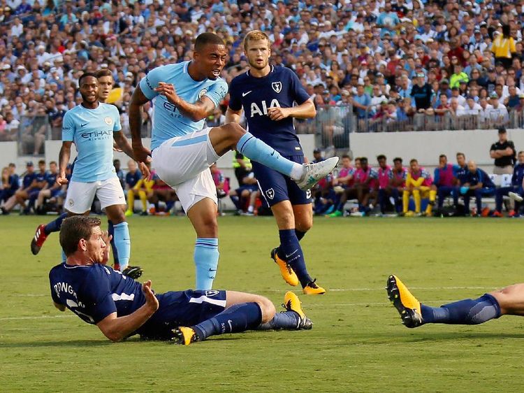 Foto: Kemenangan Telak City atas Spurs