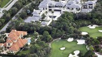  Legenda atlet bola basket AS, Michael Jordan memiliki rumah super mewah di Jupiter Island, Florida. Kalau diuangkan, tidak kurang  dari $12,4 juta ia butuhkan untuk membangun rumah seluas 9.000 meter2.  (Foto: Dok. Forbes)