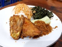 Malah Dicubo: Rendang dan Dendeng Batokok Nikmat di Bandung Ini Bikin