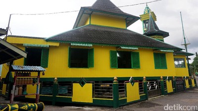 Ini Masjid Jami Sultan Ayub yang Jadi Cagar Budaya di Sanggau