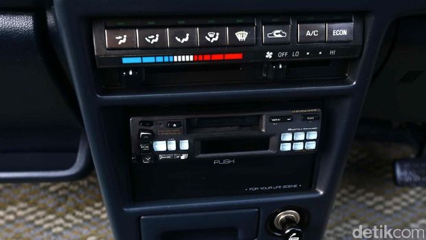 Audio Toyota Corolla LIftback