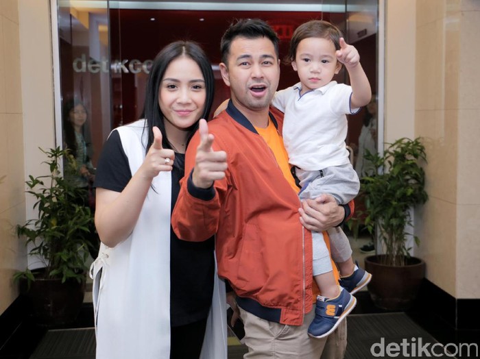 Raffi Ahmad Batasi Pekerjaan Rafathar Jadi Artis