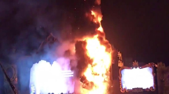 Panggung Tomorrowland Terbakar Panggung Tomorrowland Terbakar