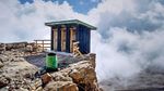 Toilet-toilet Terindah, Terpencil dan Teraneh