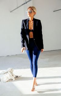 Selebgram Ungkap Trik Gaya Simpel Tapi Stylish ala Kim Kardashian