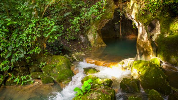 Pintu neraka Suku Maya di Belize