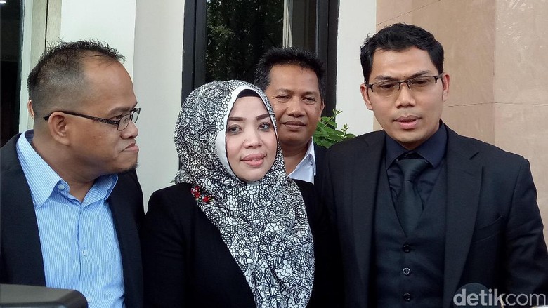Dilaporkan Balik Khairil Anwar Ini Reaksi Muzdhalifah Dilaporkan Balik Khairil Anwar Ini Reaksi Muzdhalifah