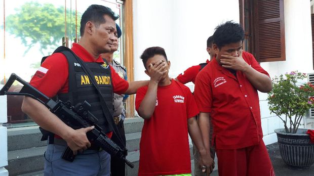 Dua pelaku diamankan sementara dua lainnya masih kabur