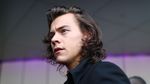 Harry Styles Jadi Artis Paling Tampan, Setuju?