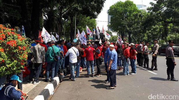 Tengah Hari, Demo Pekerja JICT di Kementerian BUMN Bubar