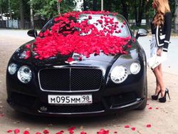 Mengintip Gaya Hidup Super Mewah Anak Muda Rusia