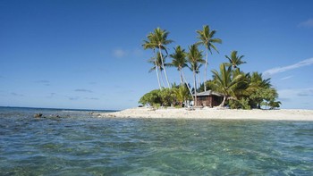 Mikronesia adalah negara yang terdiri dari 607 pulau yang terletak di Samudra Pasifik. Karena naiknya permukaan laut, negara tersebut sudah mengalami beberapa pulau menghilang, sementara yang lain telah sangat berkurang ukurannya, menurut Journal of Coastal Conservation. Foto: (Thinkstock)