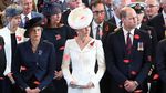 Stunning! Cantiknya Kate Middleton dengan Coat Dress