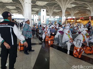 Gangguan Kesehatan Calhaj, dari Lambung hingga Kaki Bengkak