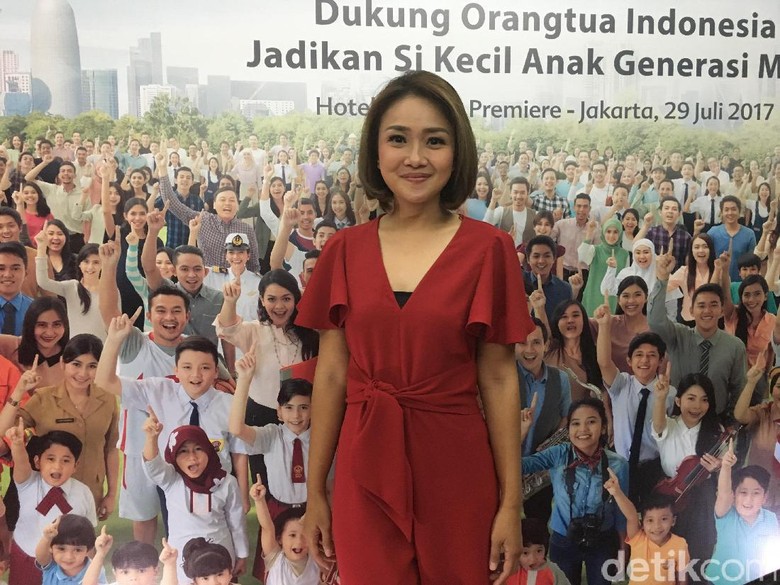 Selamat! Pindah ke Bali, Cici Panda Hamil Anak Kedua Selamat! Pindah ke Bali, Cici Panda Hamil Anak Kedua