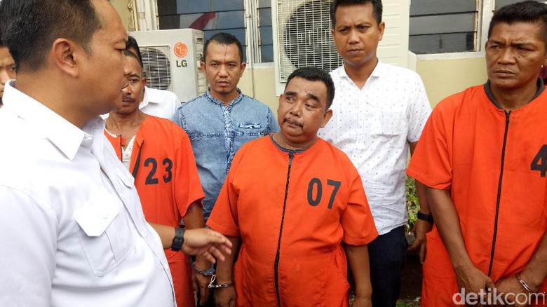 Polisi Bekuk 4 Pelaku Pembunuhan Sadis di Ogan Ilir Polisi Bekuk 4 Pelaku Pembunuhan Sadis di Ogan Ilir