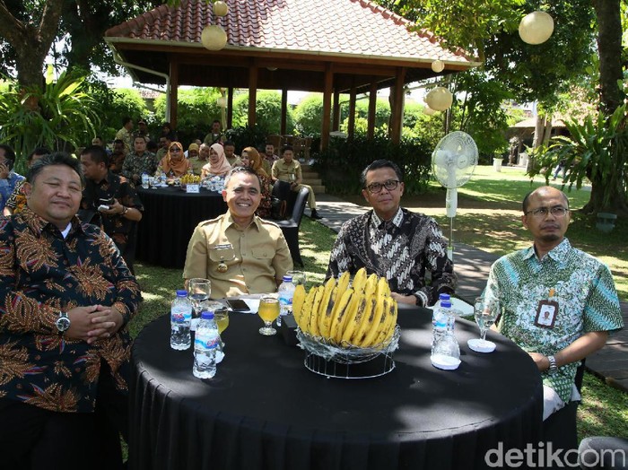 Bupati Anas Berbagi Ilmu dengan Bupati Bantaeng di Banyuwangi